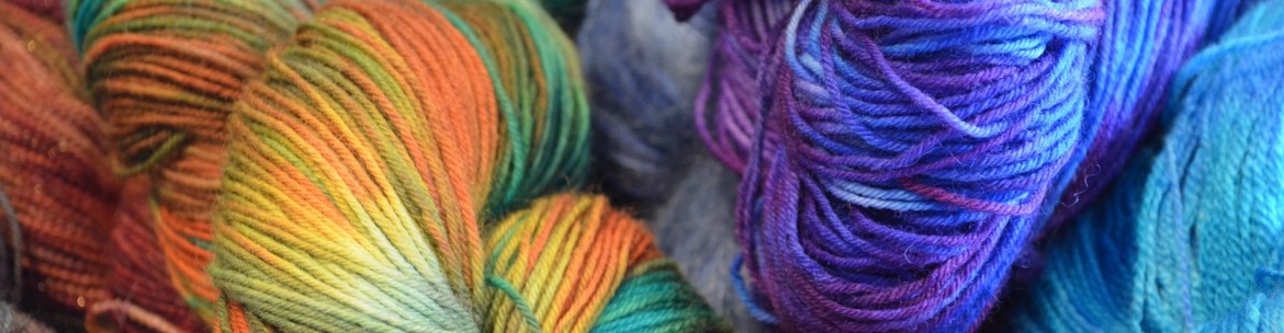 naaimachine Eekhoorn pot De Schapekop | uw online wolwinkel voor het bestellen van handgeverfde wol  en accessoires voor het breien!